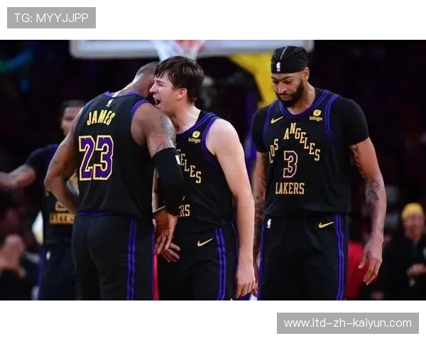 湖人替补爆发：逆袭之路，团队精神成就伟大时刻